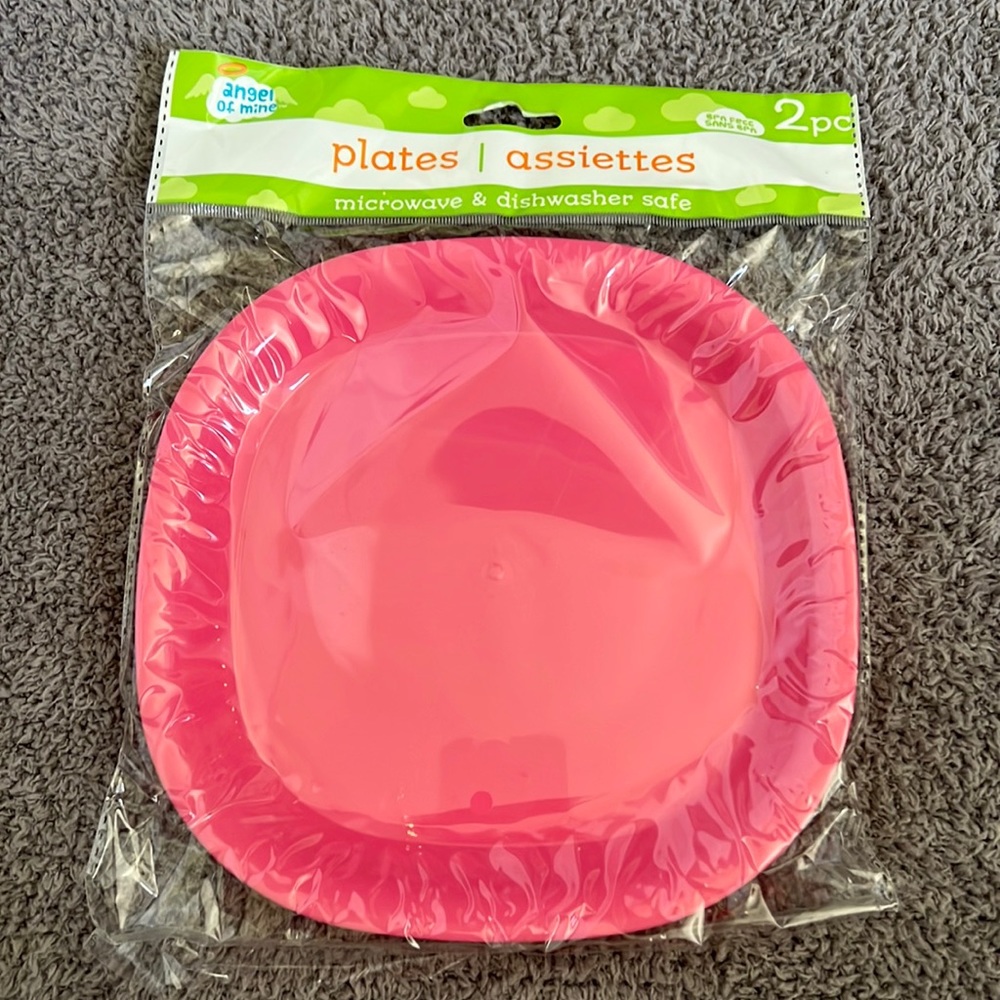Angel of mine set of 2 pink plates NEW